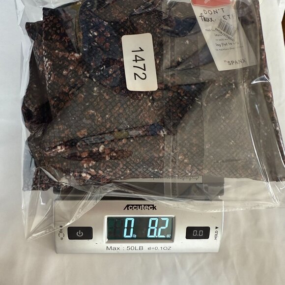 Spanx Faux Leather Snake Moha Shine Leggings NEW NWT Size Large - Picture 11 of 11